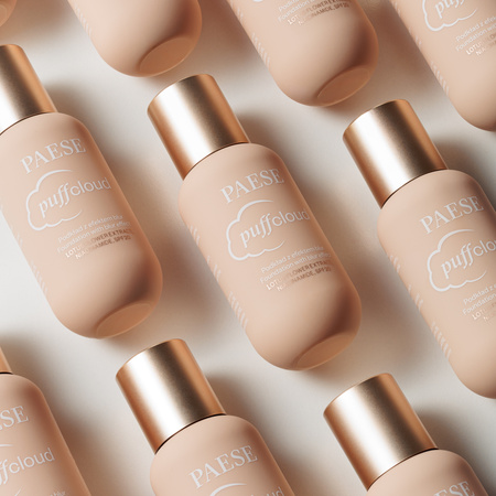 PUFF CLOUD Foundation with blur effect